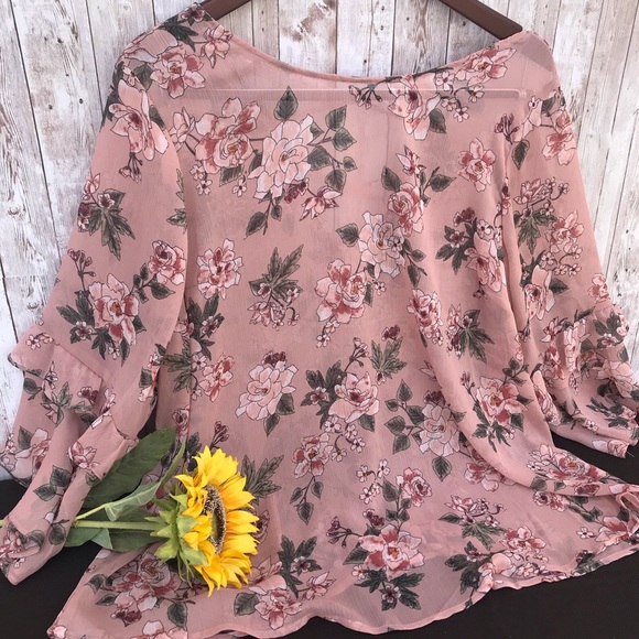 torrid Tops - Torrid rose color printed blouse. Size: 2
